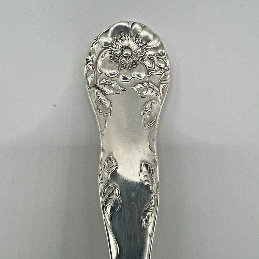 1877 Niagara Falls Silver Co Silverplate Berry Serving Spoon Wild Rose Large